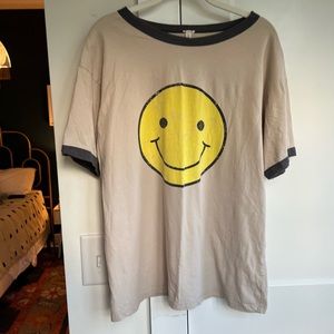 Vintage happy face tee